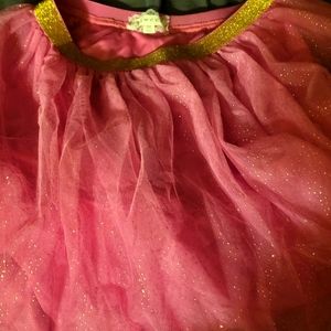 Adorable never worn tutu skirt size 12
